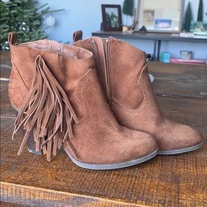 Brown fringe bootie